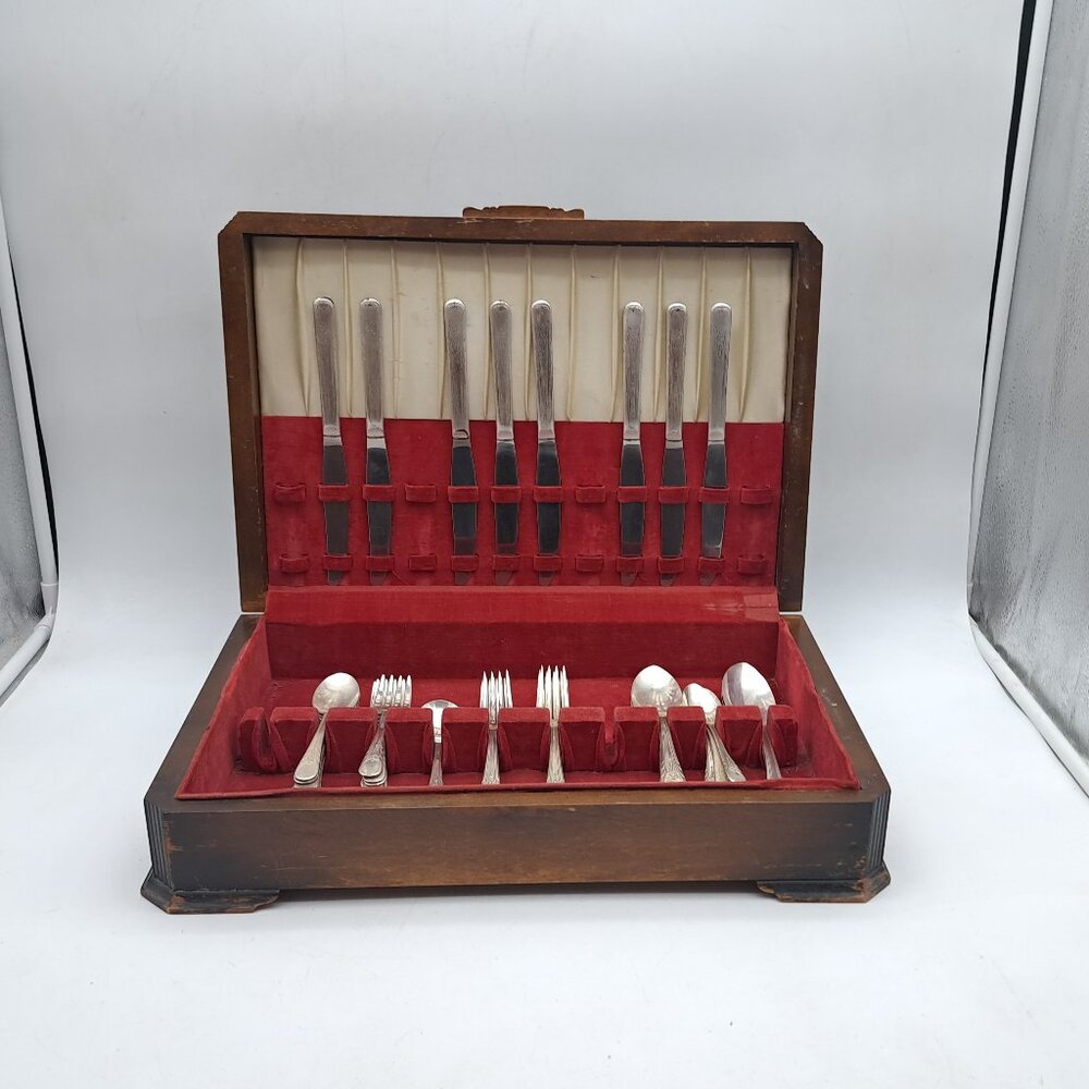 Silverplate Flatware Set for 8 in Box Newport Sears-Roebuck